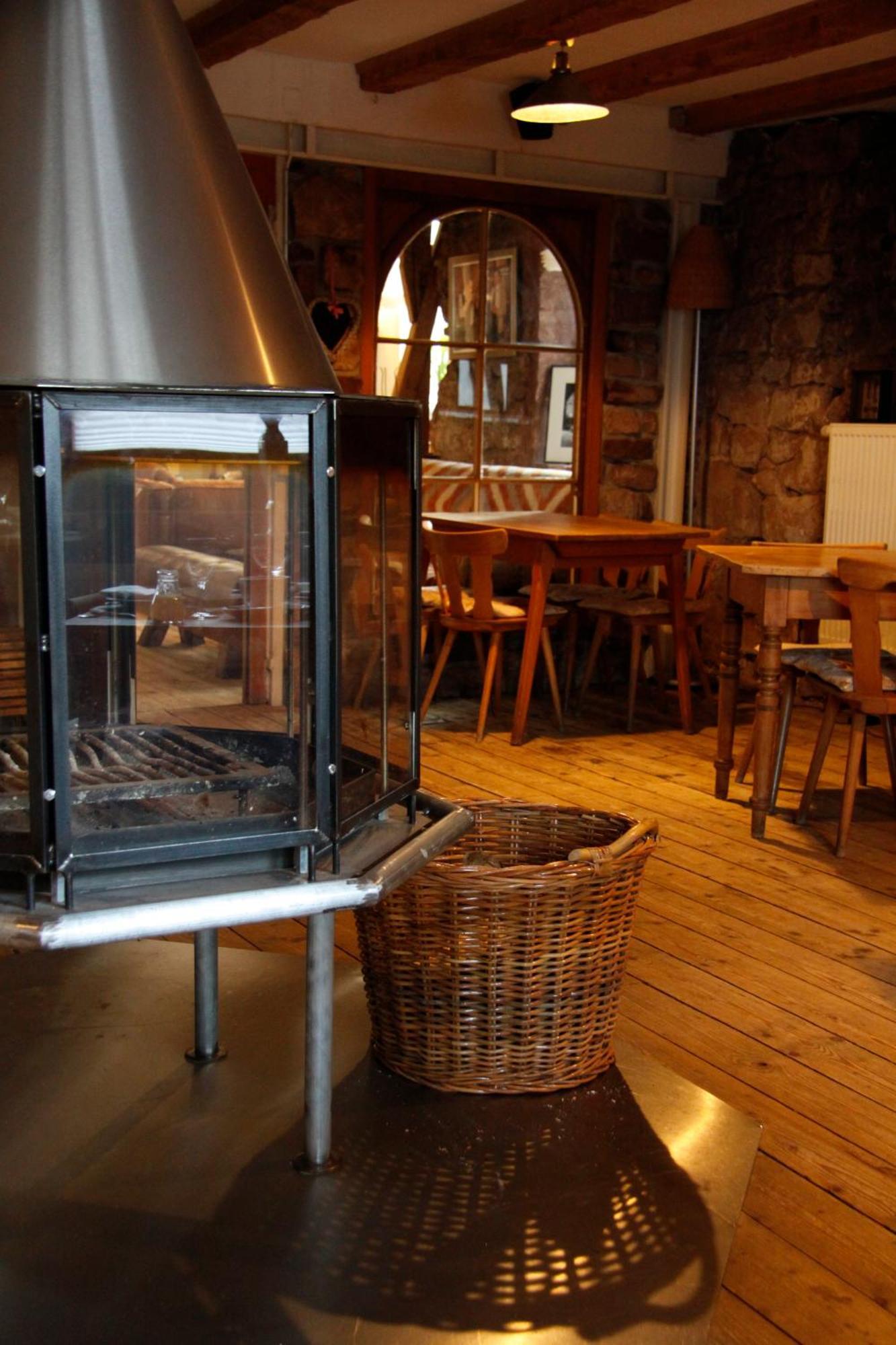 Zur Ewigen Lampe Romantisches Landhotel & Restaurant 니데겐 외부 사진
