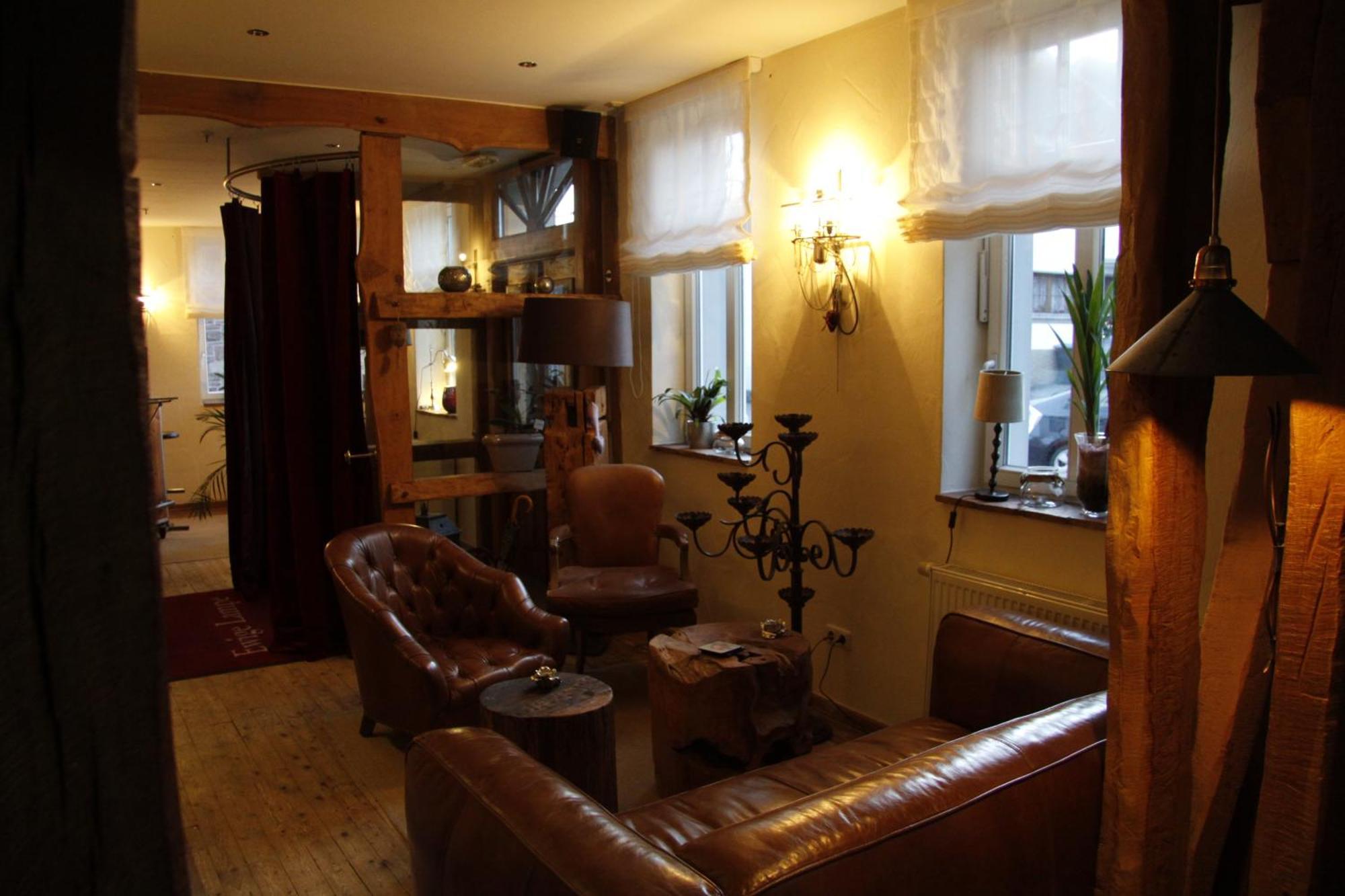 Zur Ewigen Lampe Romantisches Landhotel & Restaurant 니데겐 외부 사진