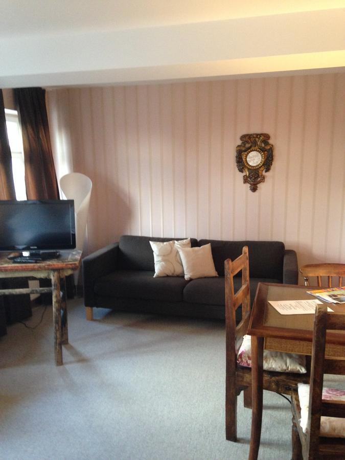 Zur Ewigen Lampe Romantisches Landhotel & Restaurant 니데겐 외부 사진